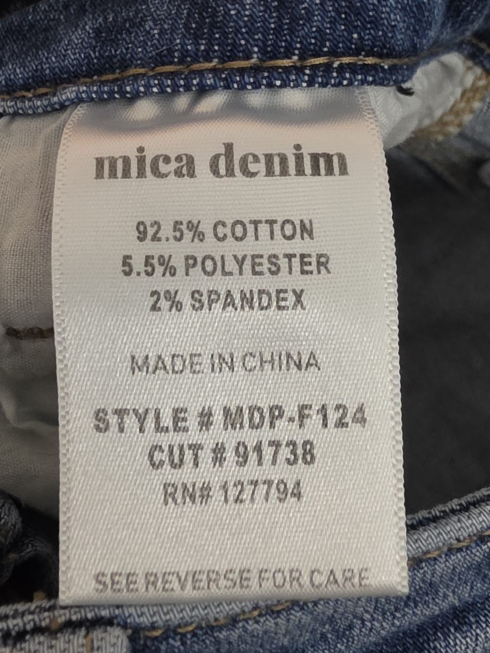 Mica High Rise Crop Flare Shark Hem Jeans Light Wash Stretch Denim Womens 30 - Picture 11 of 12